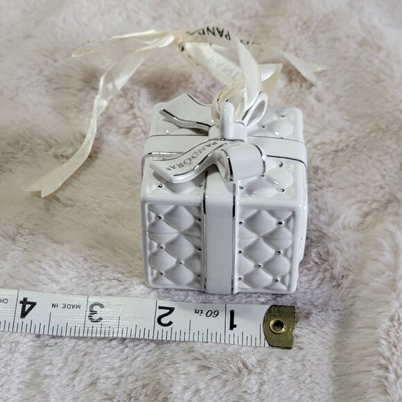 Pandora Porcelain "Holiday Gift Box" 2016 Limited Edition Christmas Ornament - Picture 8 of 16
